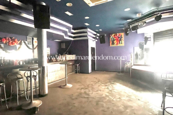 Revente - Commercial - Torrevieja - Playa del Cura