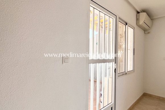 Revente - Maison de ville - Torrevieja - La Siesta - El Salado -  Torreta