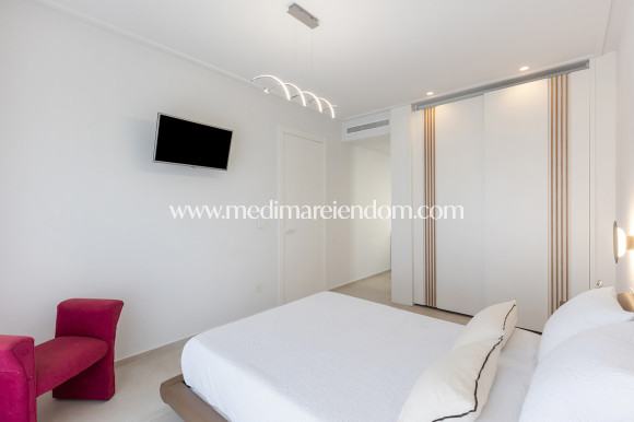 Revente - Villa - Orihuela Costa