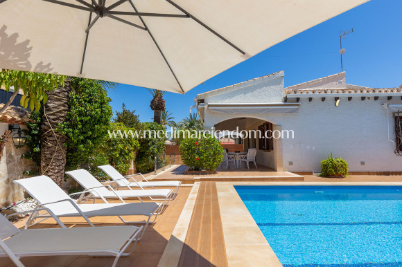 Revente - Villa - Orihuela - Orihuela Costa