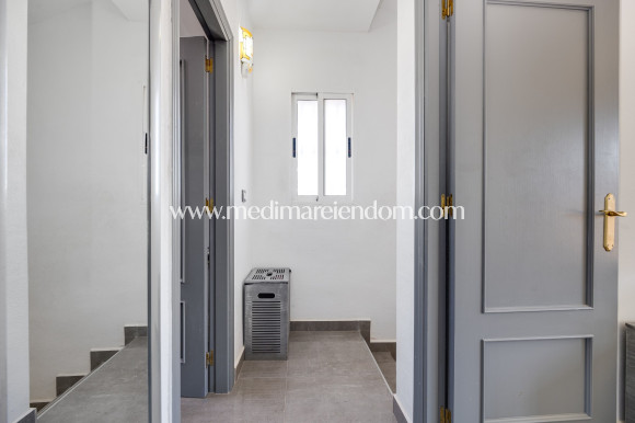 Revente - Villa - Orihuela - Villamartin