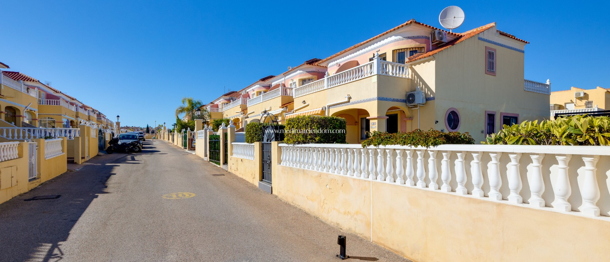 Revente - Villa - Orihuela - Villamartin