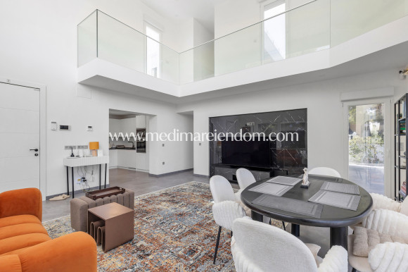 Revente - Villa - Torrevieja - Los Balcones