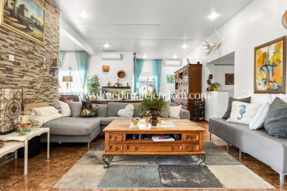 Sala - Fristående villa - Ciudad Quesada
