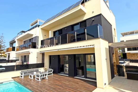 Sala - Fristående villa - Orihuela Costa - Lomas de Cabo Roig