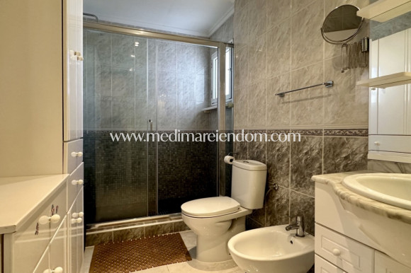 Sala - Fristående villa - Orihuela Costa - Los Dolses