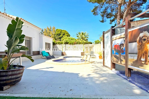 Sala - Fristående villa - Orihuela Costa - Punta Prima