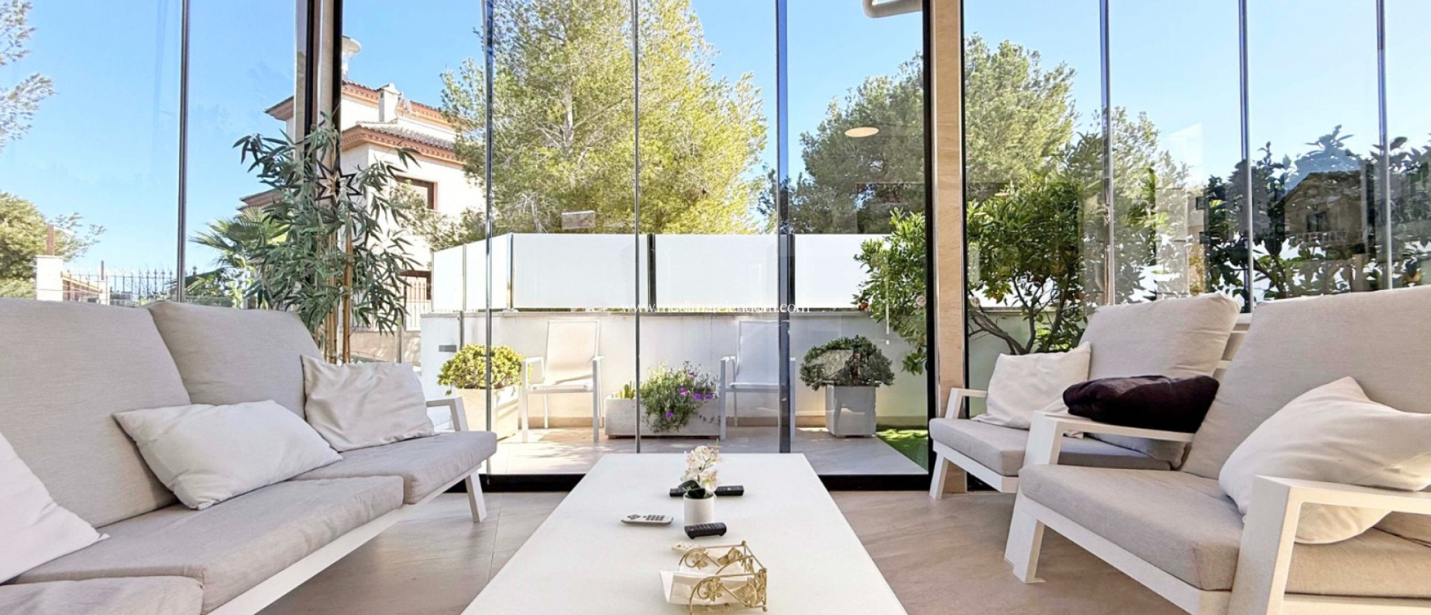 Sala - Fristående villa - Orihuela Costa - Villamartín