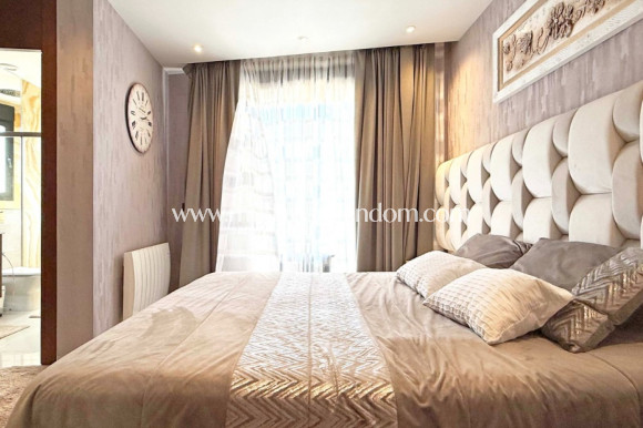 Sala - Fristående villa - Orihuela Costa - Villamartín