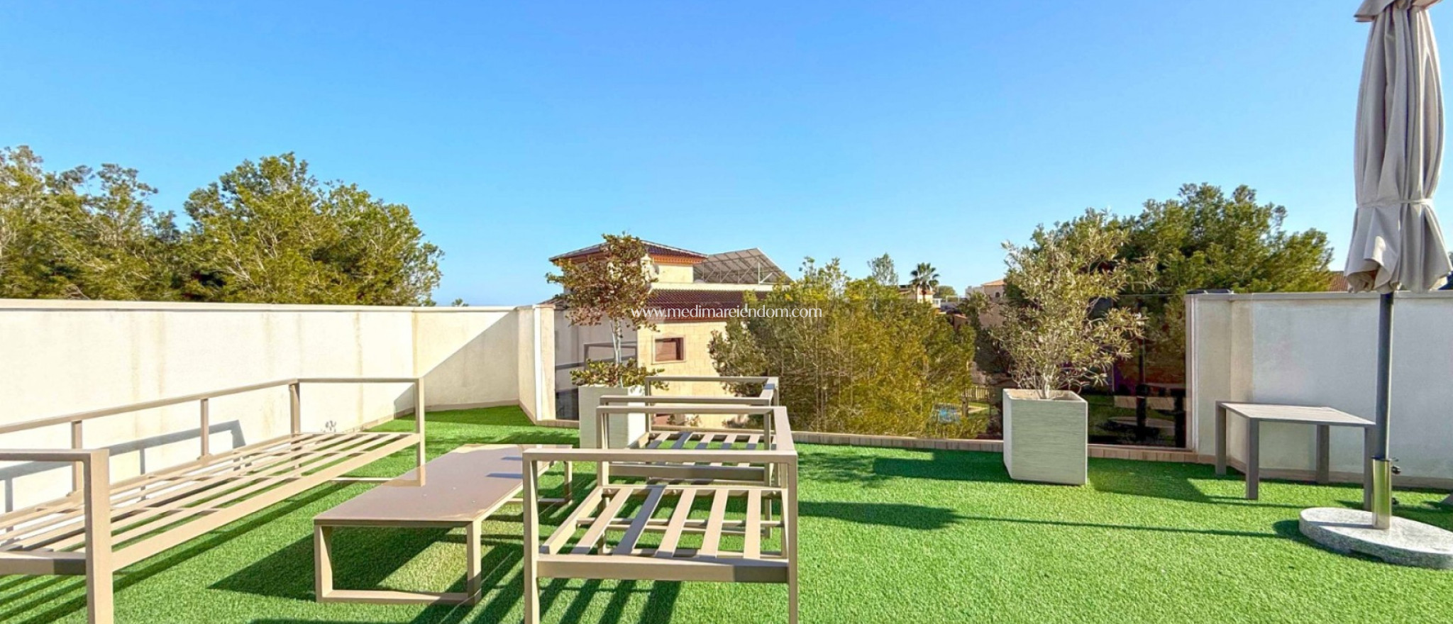 Sala - Fristående villa - Orihuela Costa - Villamartín