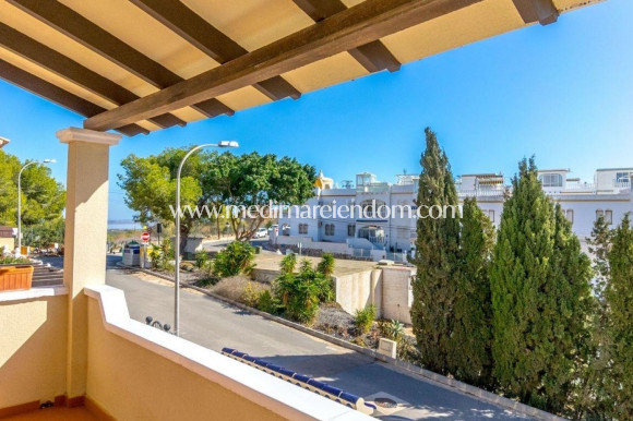 Sala - Fristående villa - Orihuela Costa - Villamartín
