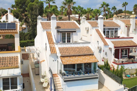 Sala - Fristående villa - Orihuela Costa - Villamartín