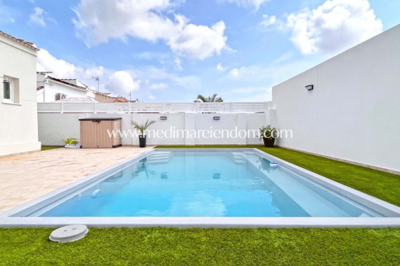Sala - Fristående villa - Torrevieja - San Luis