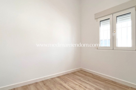 Sala - Fristående villa - Torrevieja - San Luis