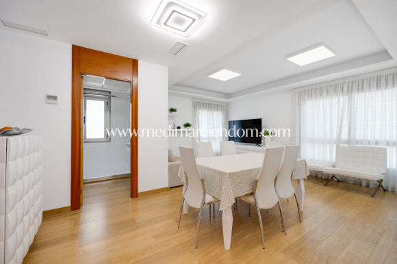 Sala - Lägenhet - La Manga del Mar Menor - La Manga