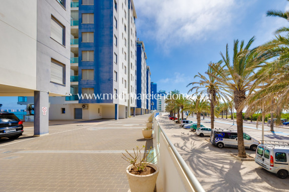 Sala - Lägenhet - La Manga del Mar Menor - La Manga