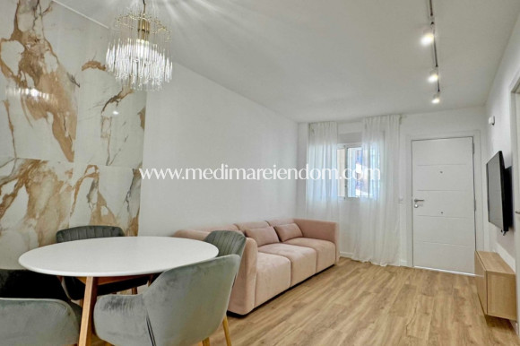 Sala - Lägenhet - Orihuela Costa - Los Altos