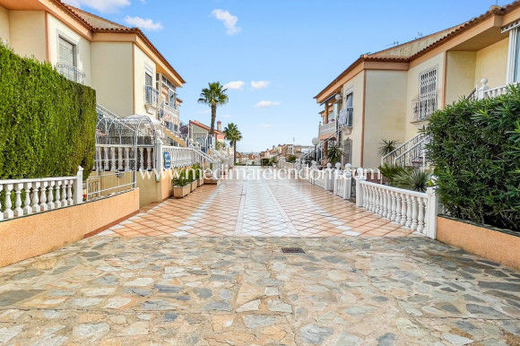 Sala - Lägenhet - Orihuela Costa - Los Altos *