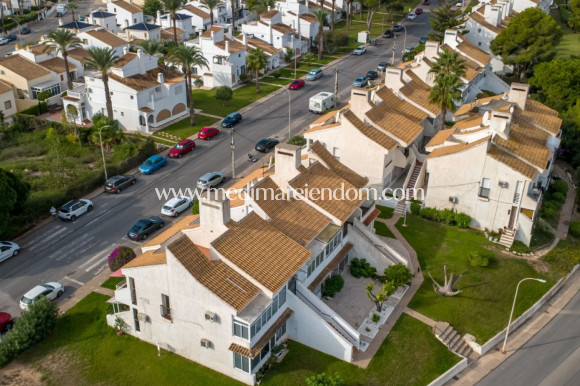 Sala - Lägenhet - Orihuela Costa - Villamartín