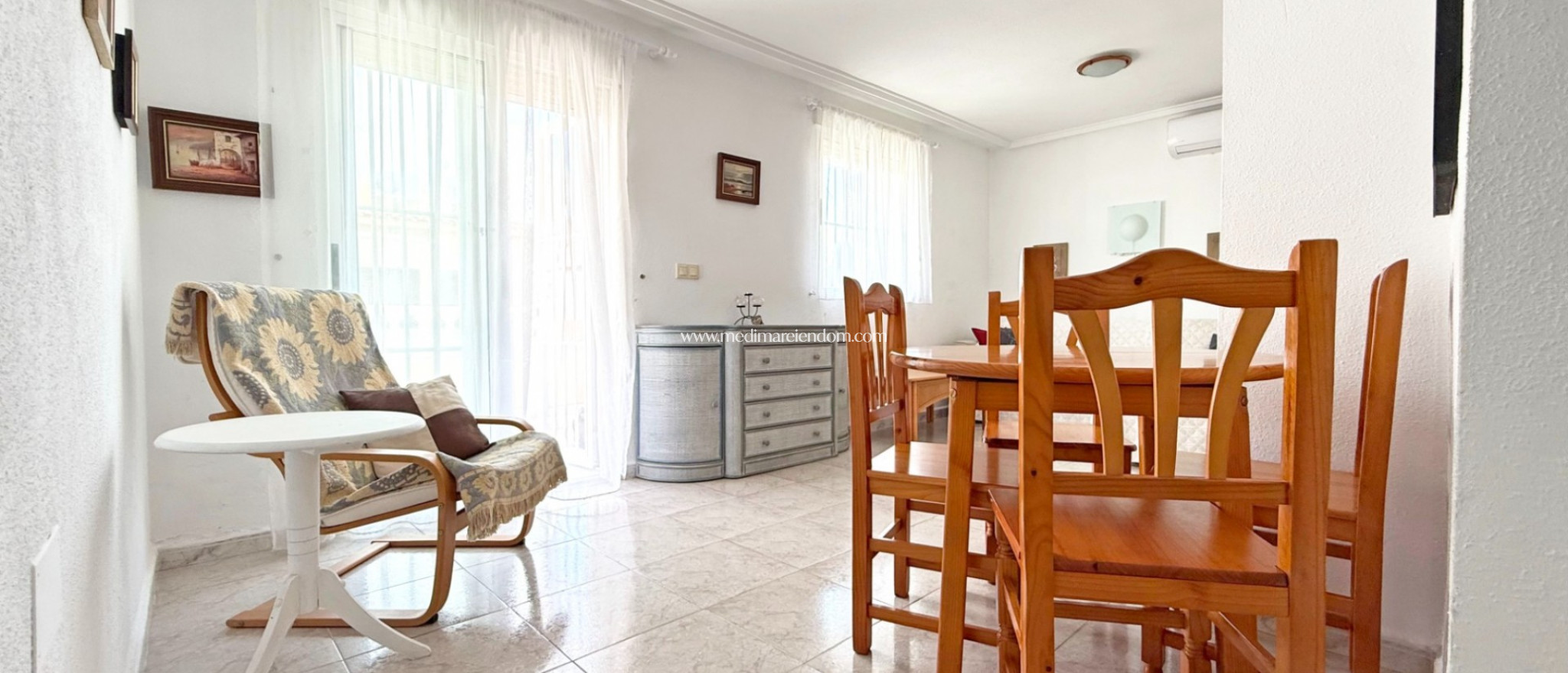 Sala - Lägenhet - Torrevieja - Playa de los Locos