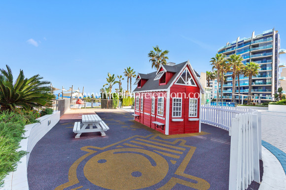 Sala - Lägenhet - Torrevieja - Punta Prima