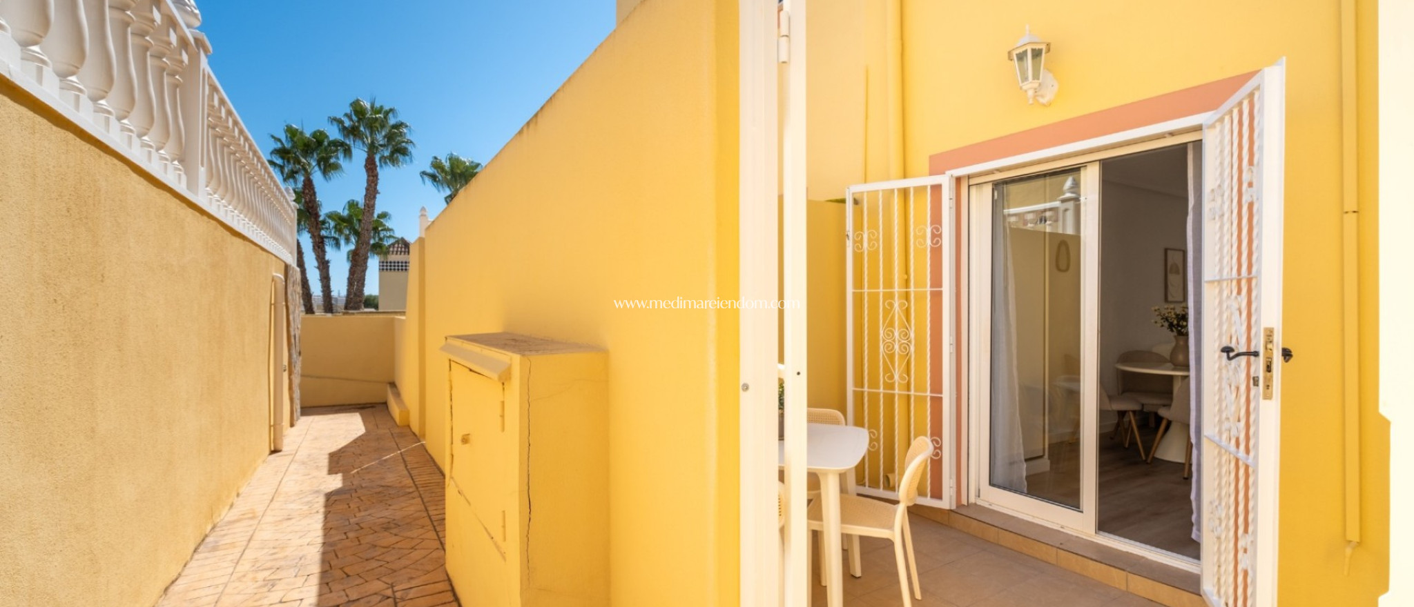 Sala - Radhus - Orihuela Costa - Las Filipinas