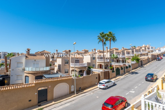 Sala - Radhus - Orihuela Costa - Las Filipinas