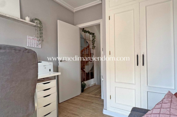 Sala - Radhus - Orihuela Costa - Lomas de Cabo Roig