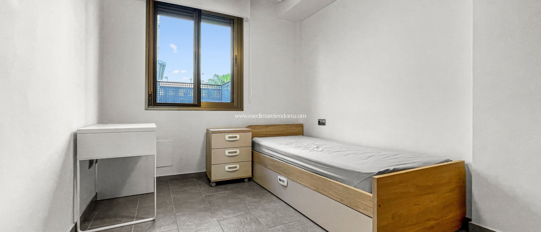 Sala - Radhus - Pilar de la Horadada - El Mojón