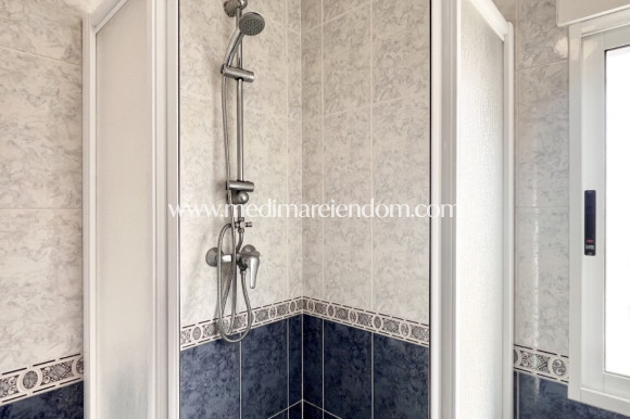 Sala - Radhus - Torrevieja - La Siesta - El Salado -  Torreta