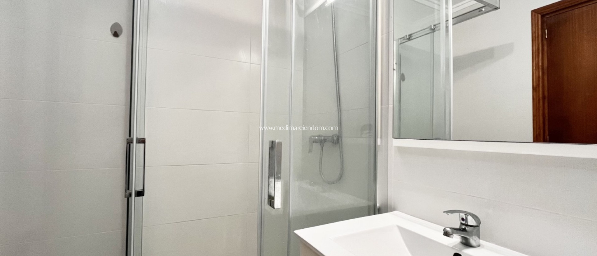 Sala - Radhus - Torrevieja - La Siesta - El Salado -  Torreta