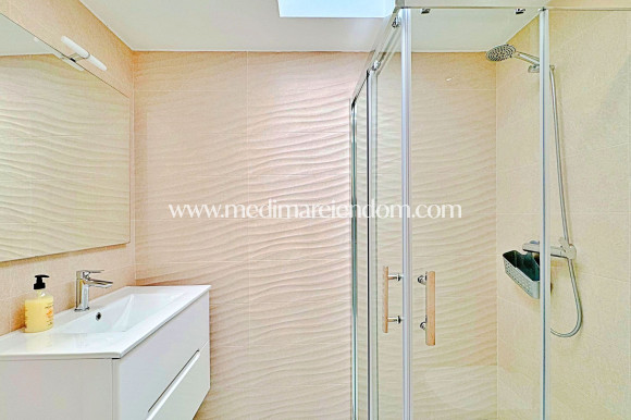 Sala - Radhus - Torrevieja - Los Balcones