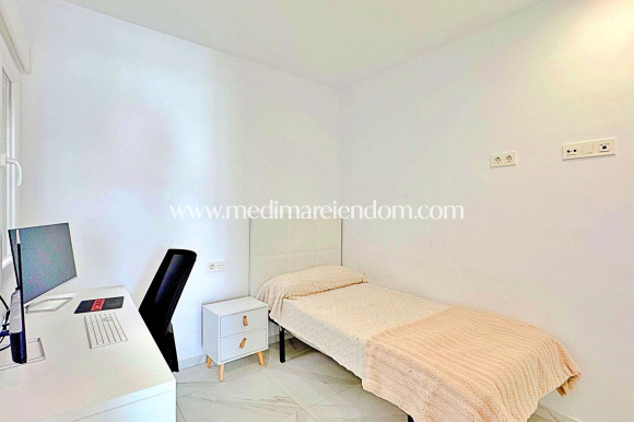 Sala - Radhus - Torrevieja - Los Balcones