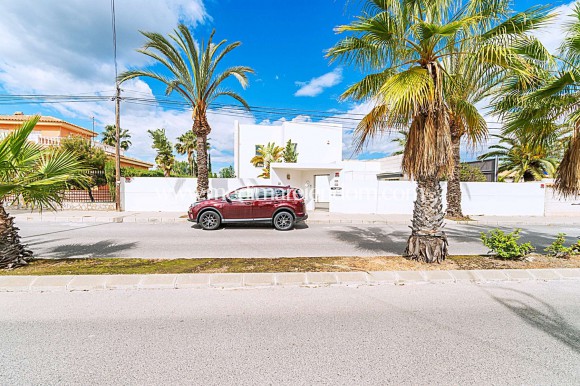 Sala - Villa - Orihuela Costa - Cabo Roig
