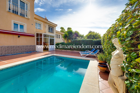 Sala - Villa - Torrevieja - El Chaparral