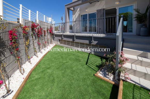 Таунхаусы - Новостройки - Elche - M7478