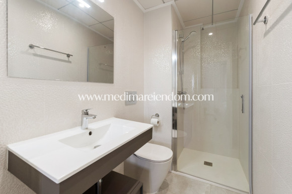 Tweedehands - Appartement - Orihuela Costa - Urbanización Montezenia-Torrezenia