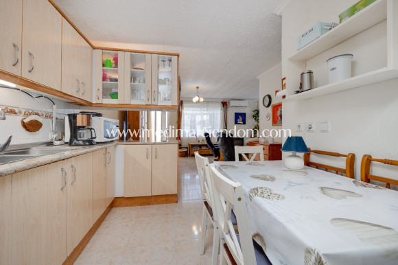 Tweedehands - Geschakelde Woning - Torrevieja - Torretas