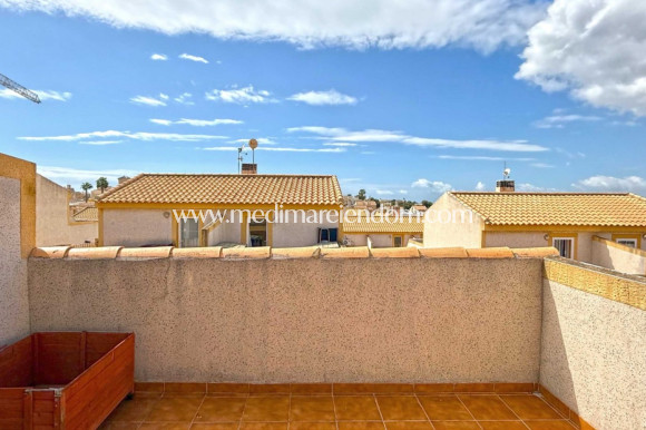 Tweedehands - Halfvrijstaande villa - Orihuela Costa - Los Altos