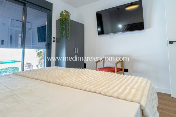 Tweedehands - Rijtjeshuis - Torrevieja - Nueva Torrevieja - Aguas Nuevas