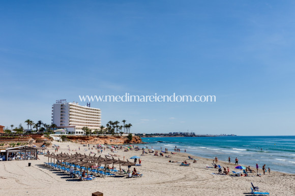 Tweedehands - Villa - Orihuela - Villamartin