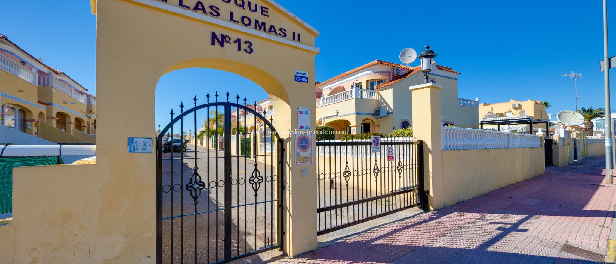 Tweedehands - Villa - Orihuela - Villamartin