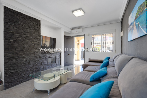 Tweedehands - Villa - Orihuela - Villamartin