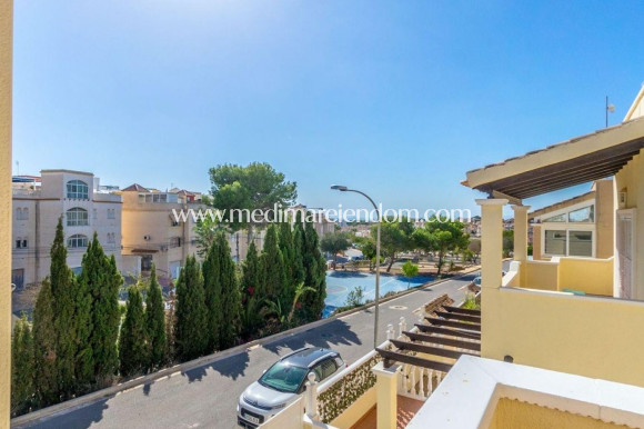 Tweedehands - Vrijstaande villa - Orihuela Costa - Villamartín