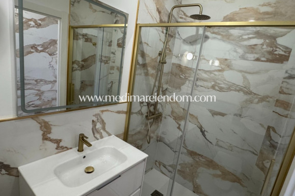 Verkauf - Apartment - Orihuela Costa - Punta Prima