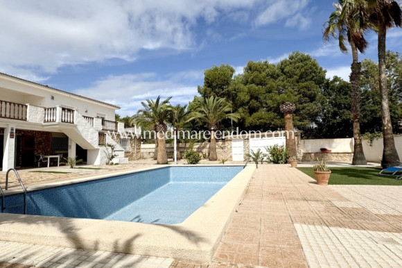Verkauf - Freistehende Villa - Orihuela Costa - La Zenia