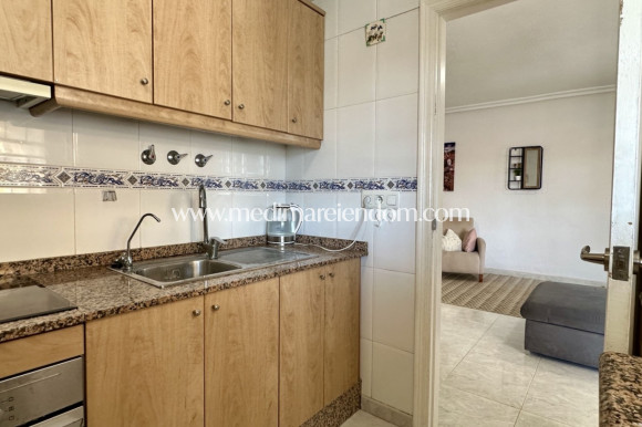 Verkauf - Freistehende Villa - Orihuela Costa - Los Dolses