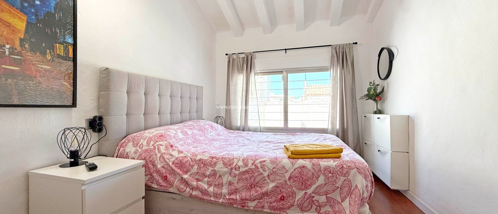 Verkauf - Freistehende Villa - Orihuela Costa - Punta Prima