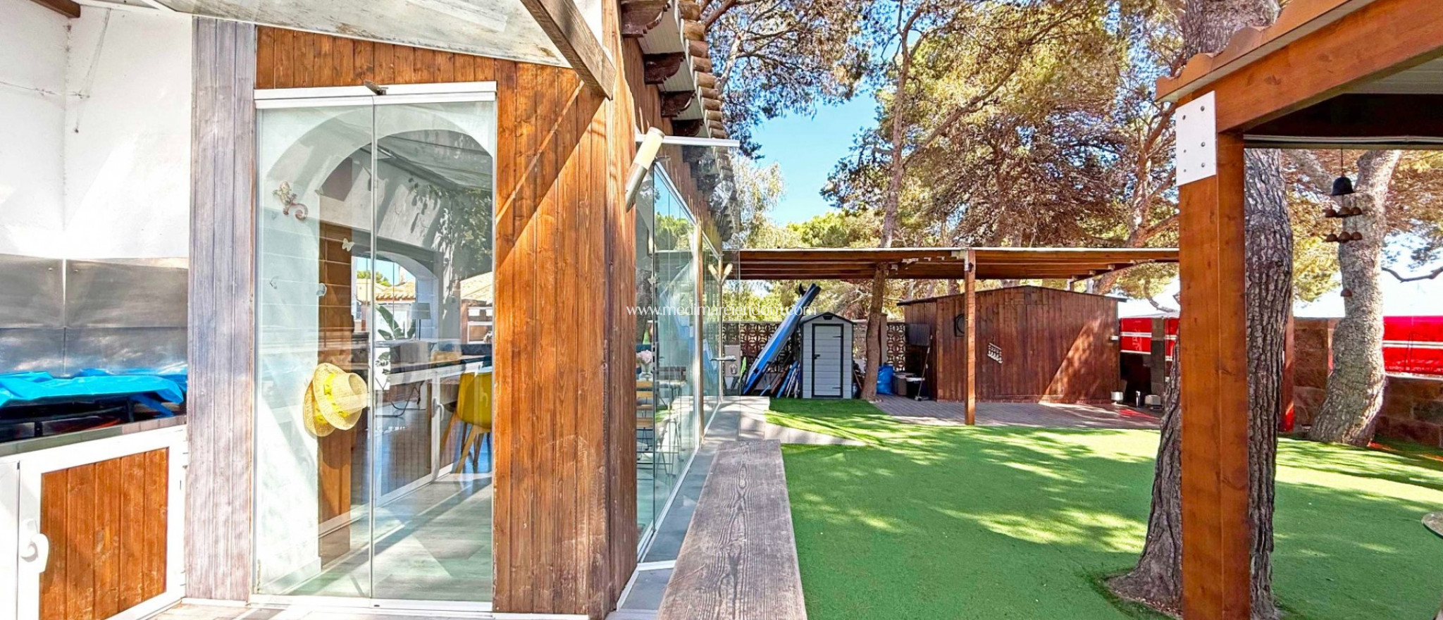 Verkauf - Freistehende Villa - Orihuela Costa - Punta Prima