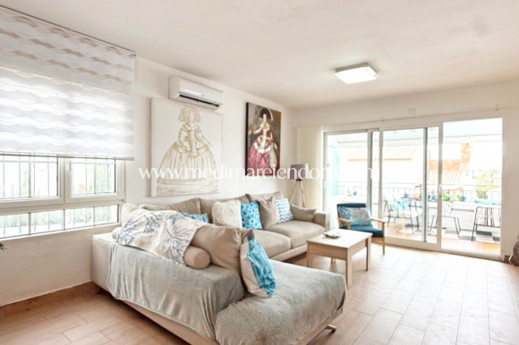 Verkauf - Freistehende Villa - Orihuela Costa - Villamartín